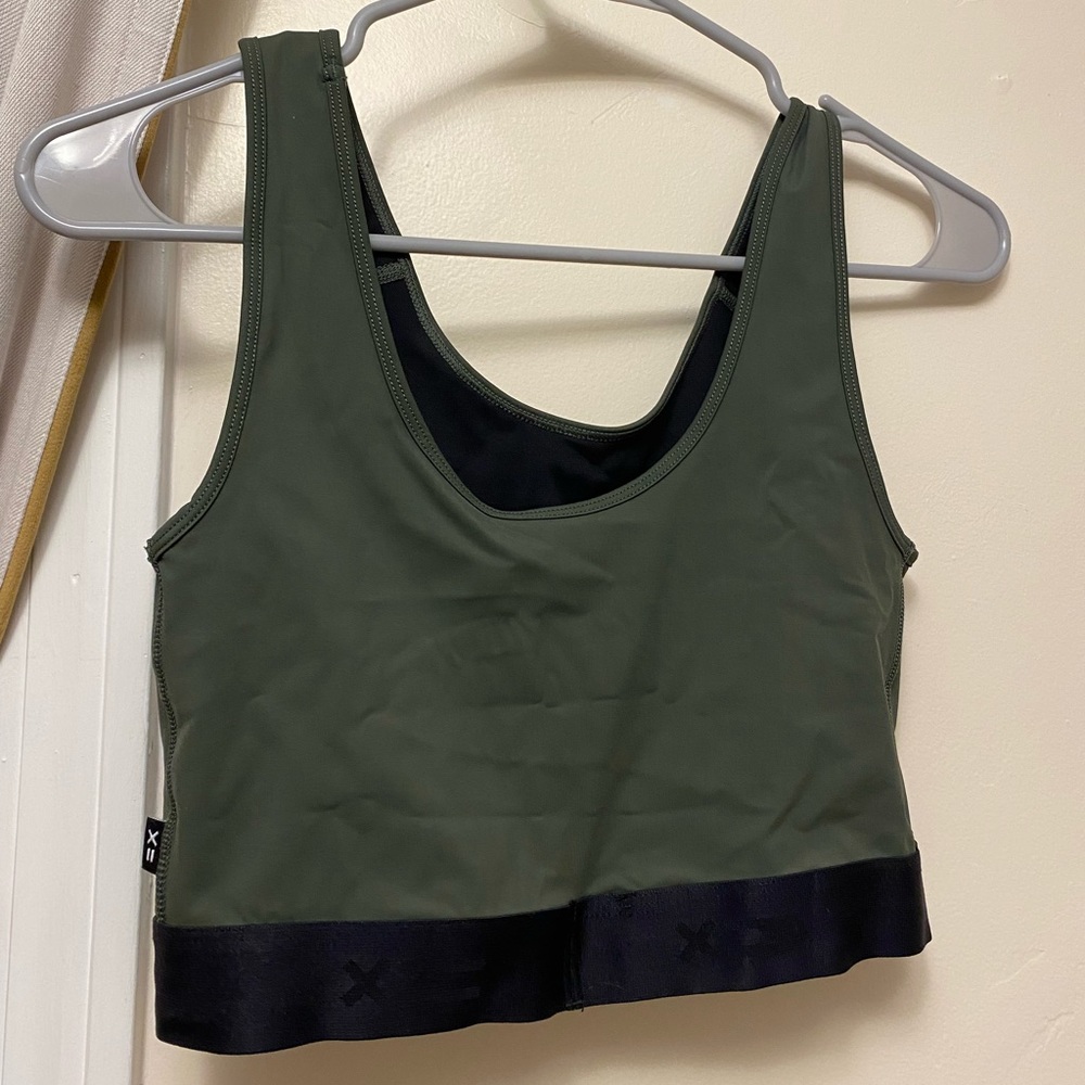 Tomboy X Compression Top Sz Medium